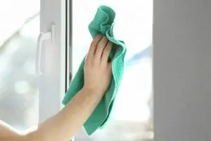 homemade cleaning products are great for windows